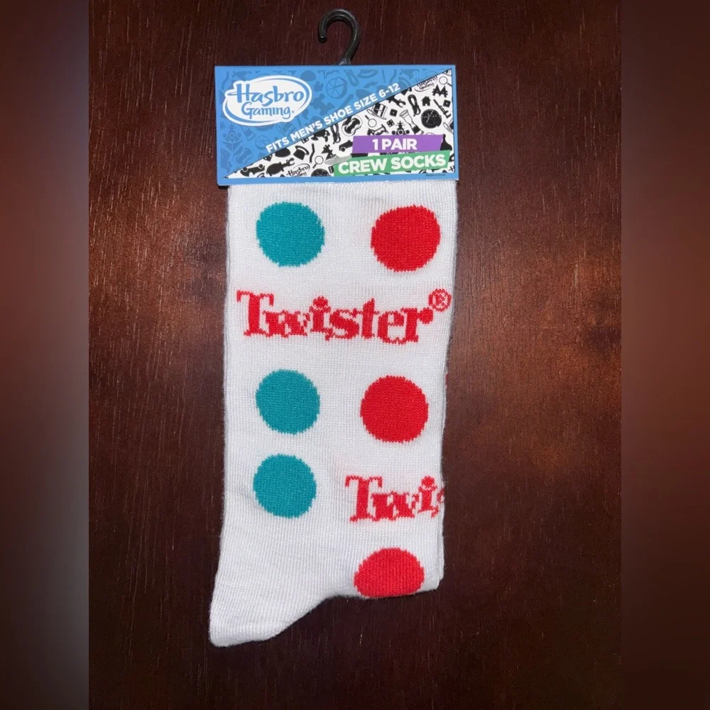 HASBRO GAMING “TWISTER” NOVELTY CREW SOCKS NWT MEN’S SHOE SIZE 6-12